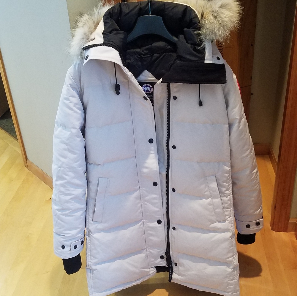 SOLD Canada goose shelburne